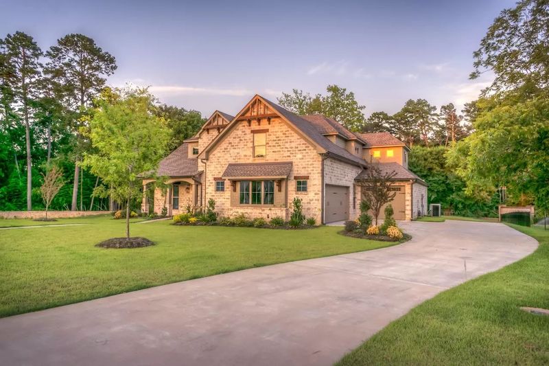 The Woodlands Zillow - Why you don't need to use Zillow in The Woodlands to find homes
